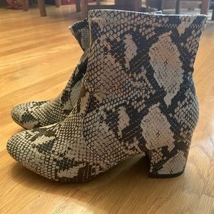 Time and Tru 2 1/1 inch Snakeskin Booties - Size 8 - worn once - Like New